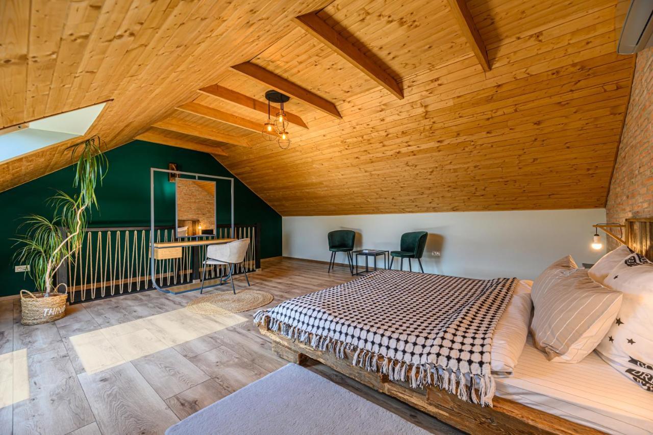 Bed and Breakfast The Good House - Hărman Esterno foto