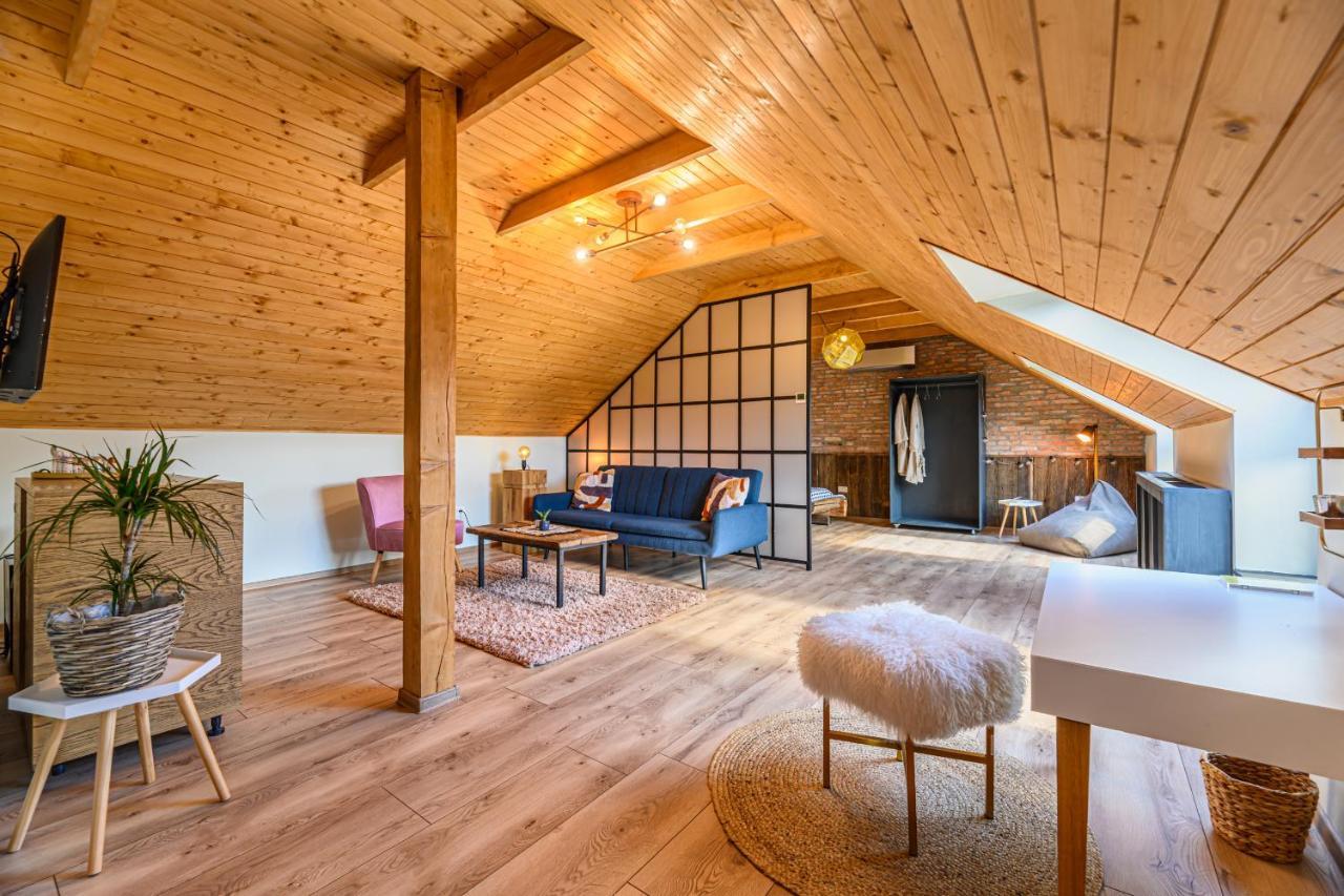 Bed and Breakfast The Good House - Hărman Esterno foto